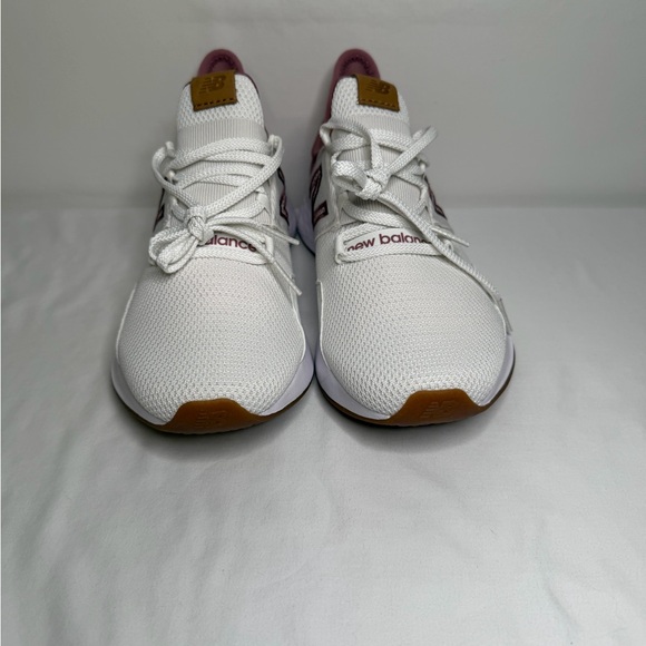 New Balance Women’s Running Shoe - Picture 2 of 9